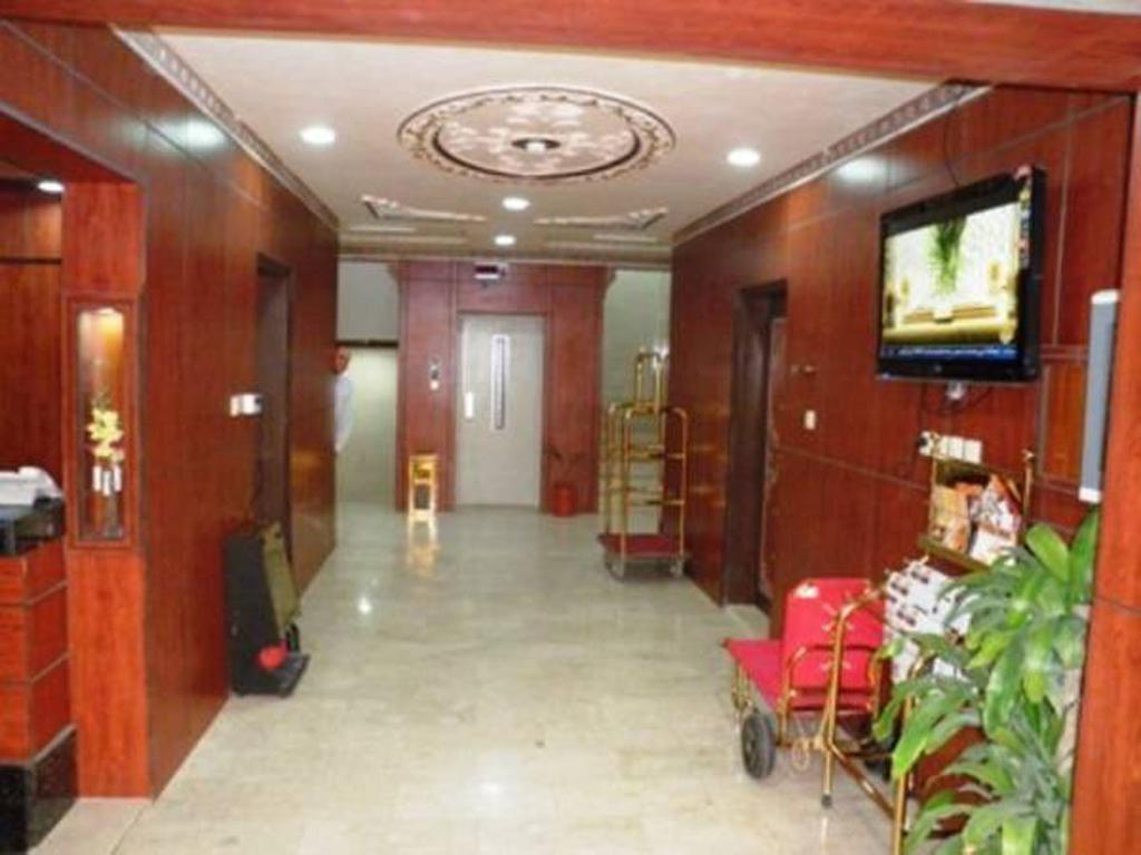 Al Farhan Hotel Suites - Al Salam Рияд Екстериор снимка